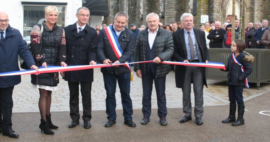 Inauguration du nouveau centre-bourg de Brandérion